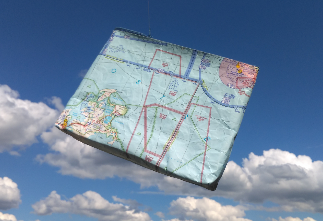 Bordbuch/Flugbuchtasche aus ICAO-Karte