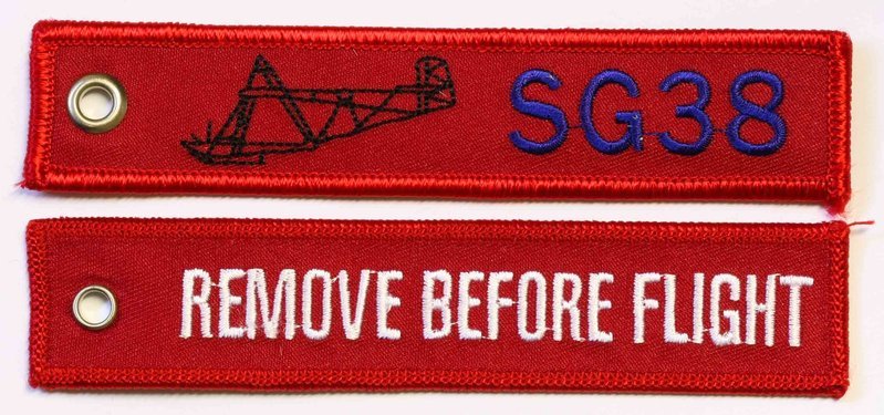 REMOVE BEFORE FLIGHT Schlüsselanhänger SG 38